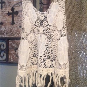Floral fringe crochet vest